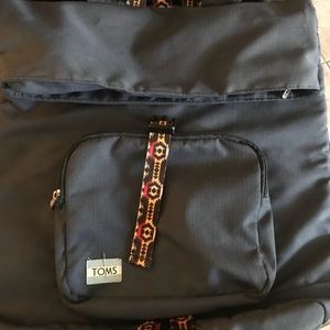 toms bookbag
